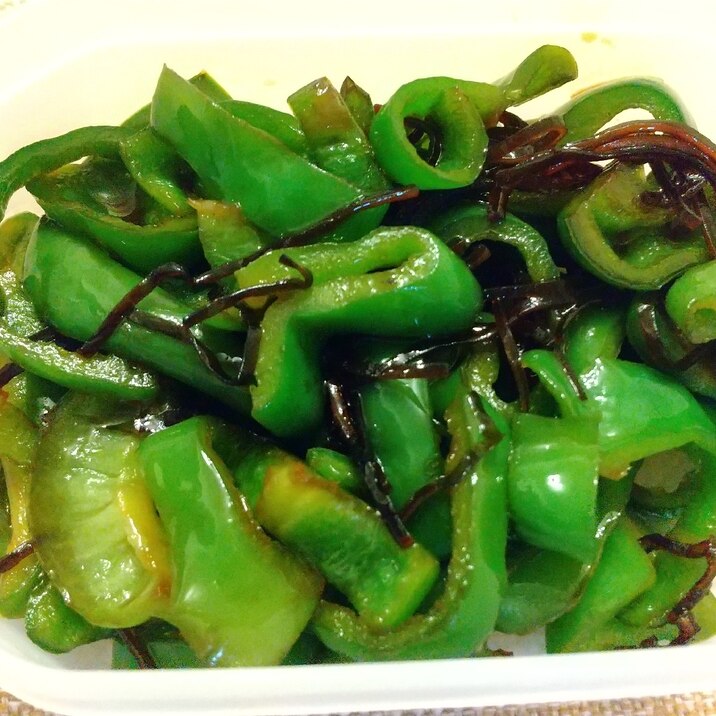 作り置きに!ピーマンの塩昆布炒め